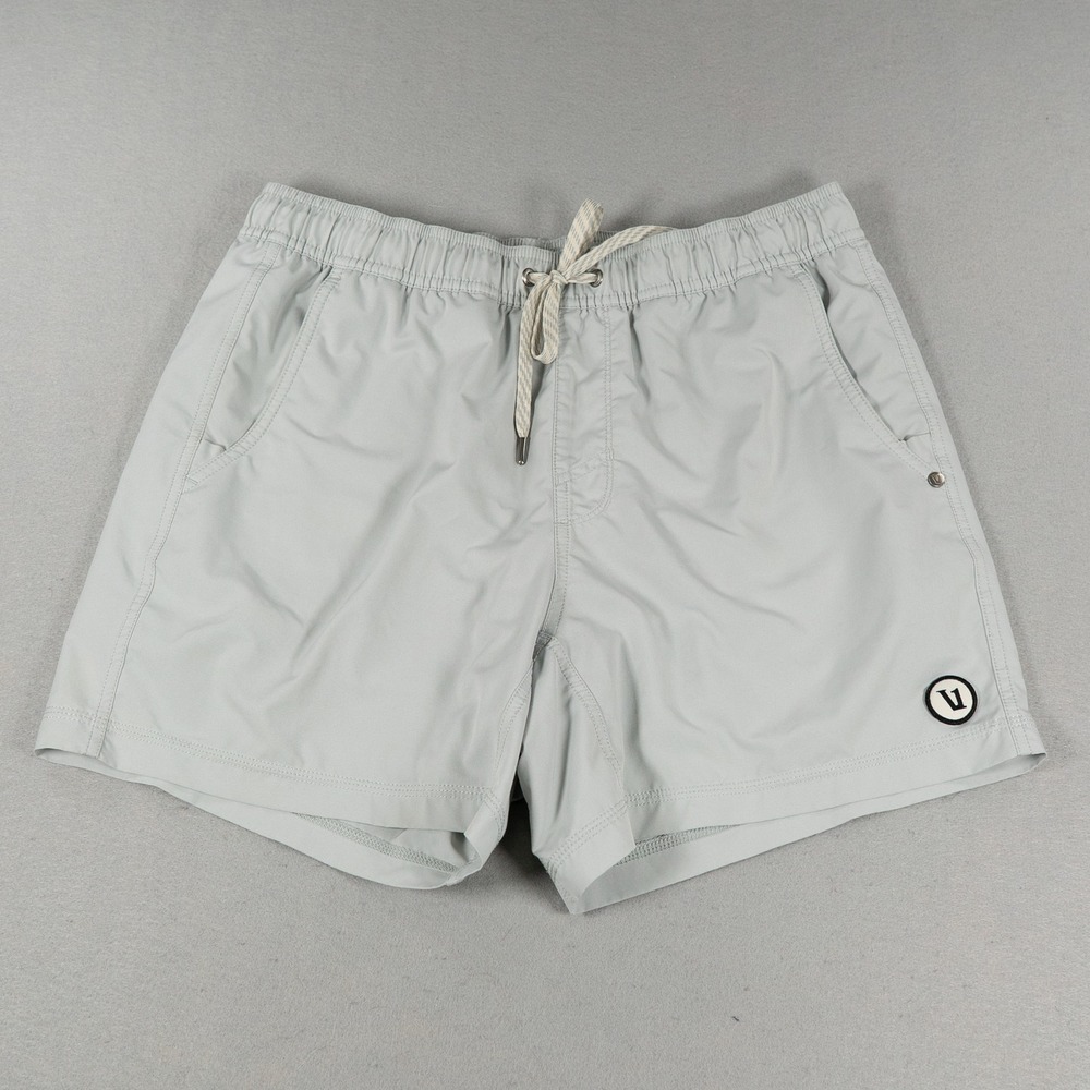 Vuori Mens Kore Short Lined 5" Solid Sky Grey Size M Athletic Performance Lined image 2